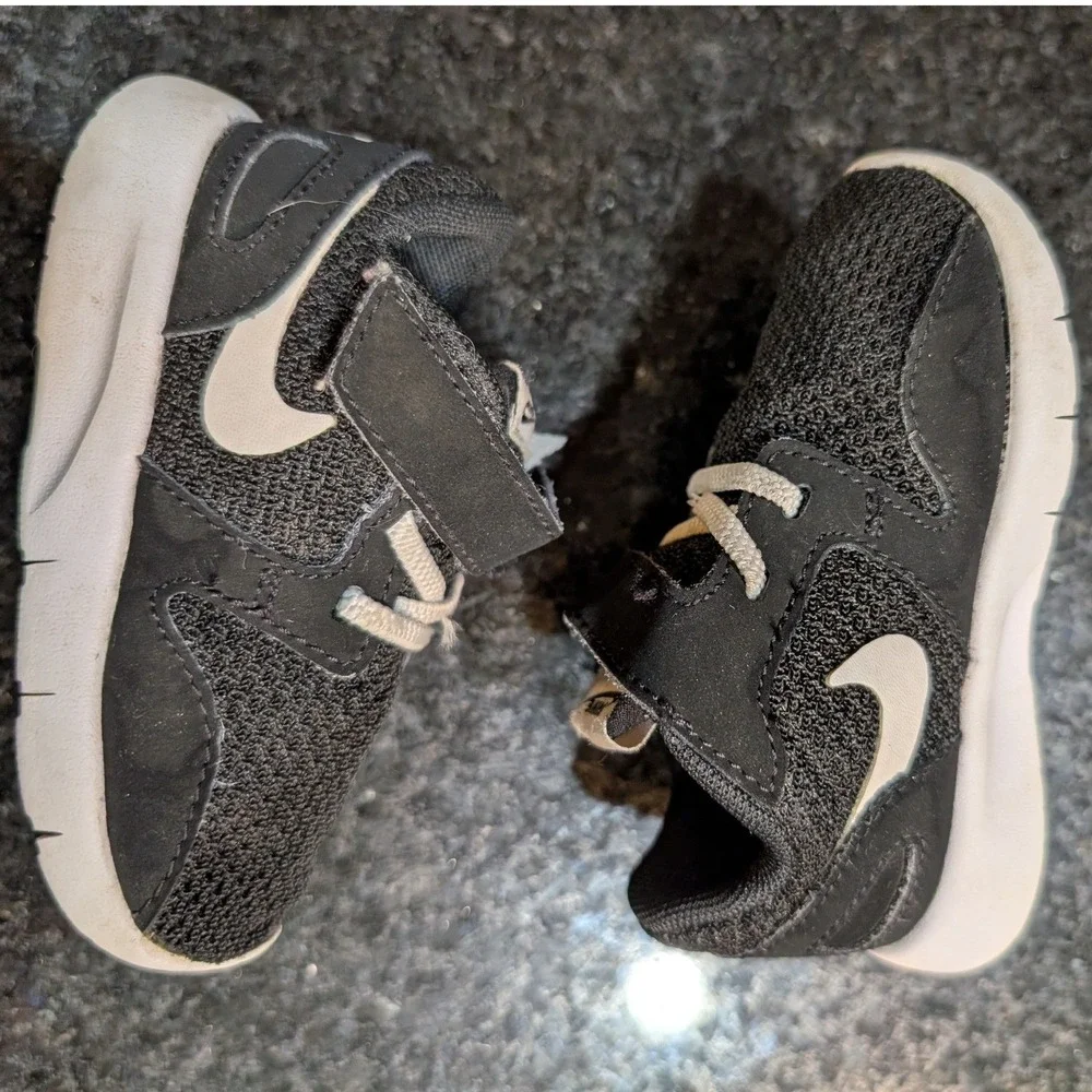 Nike md runner